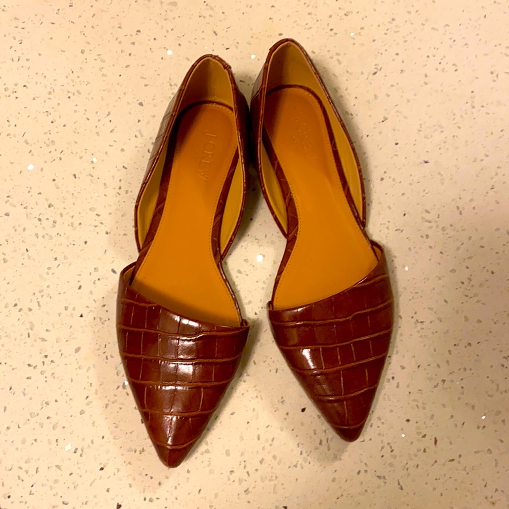 Women’s size 8, j.Crew, crocodile leather point toe shoe